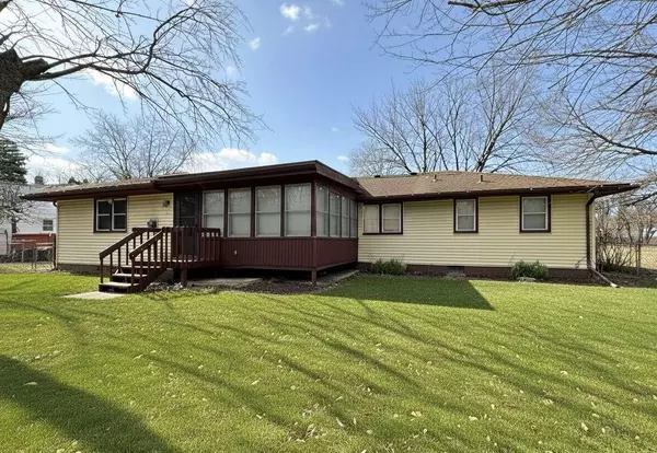 Brooklyn Center, MN 55430,810 57th AVE N