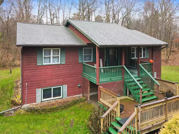 Amery, WI 54001,454 Little Falls DR