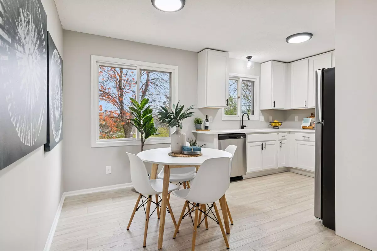 Shakopee, MN 55379,612 11th AVE E