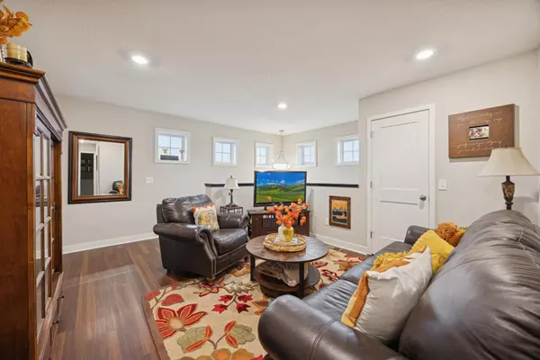 Lino Lakes, MN 55038,7230 Bay DR