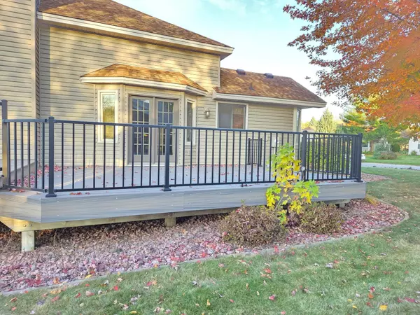 Brooklyn Park, MN 55443,9213 Yates