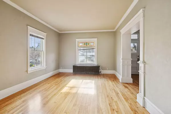 Saint Paul, MN 55105,1483 Grand AVE