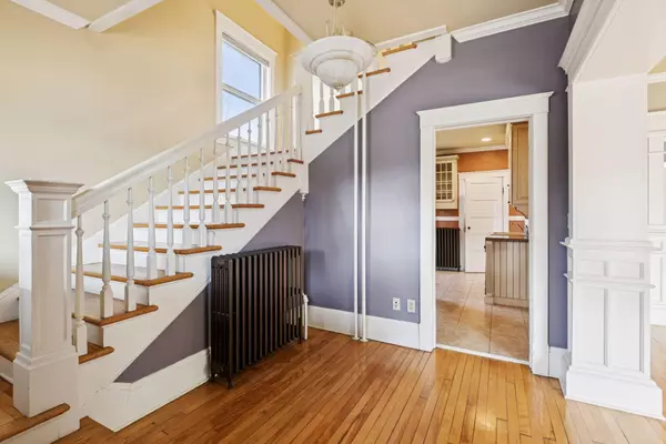 Saint Paul, MN 55105,1483 Grand AVE