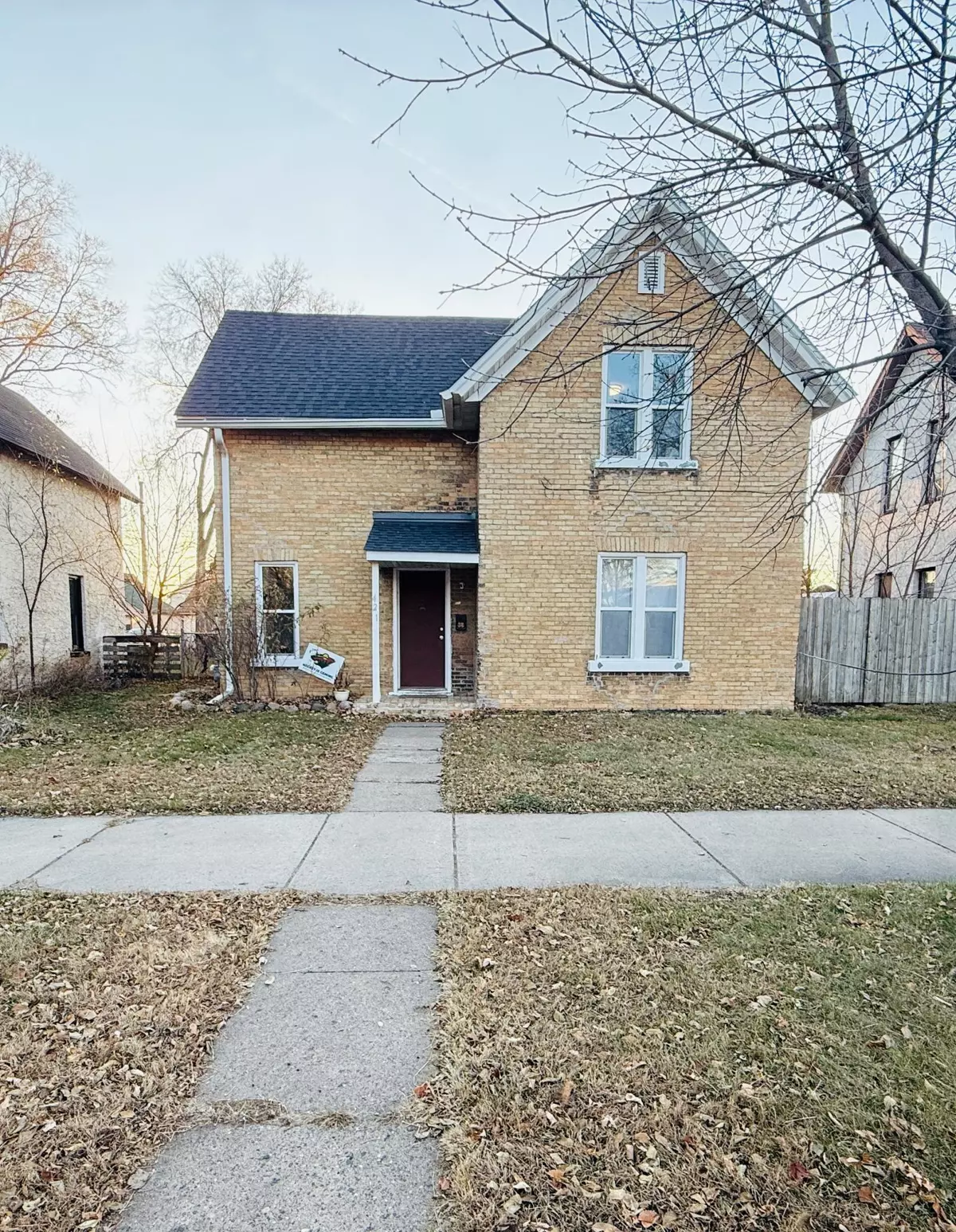 Saint Cloud, MN 56303,421 17th AVE N