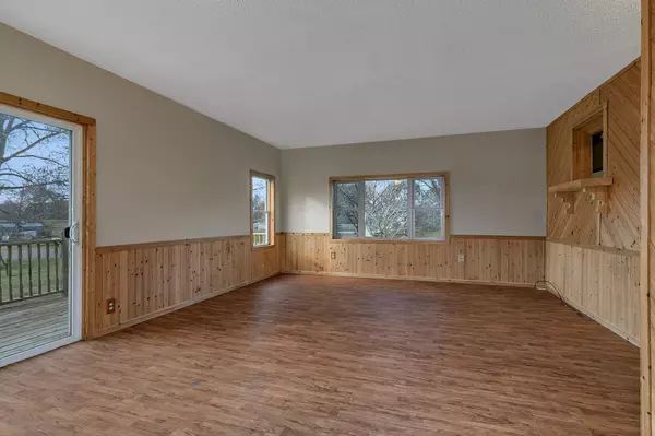 New London Twp, MN 56273,6150 193rd AVE NE