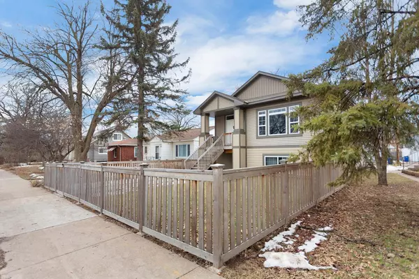 Saint Paul, MN 55117,1635 Dale ST N