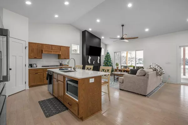 Anoka, MN 55303,4537 205th LN NW