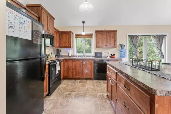 Pine City, MN 55063,435 Highview Loop SE