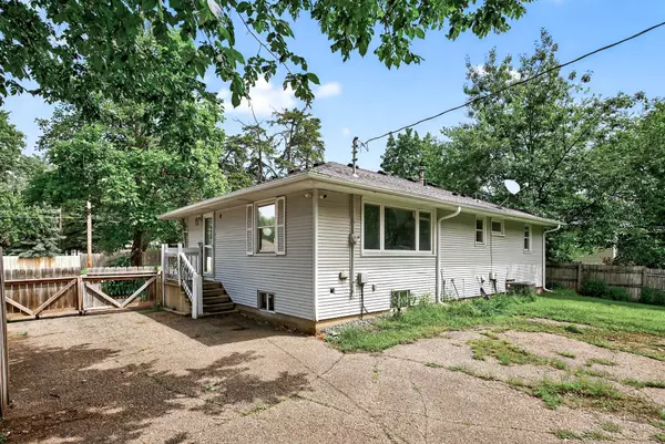 Bloomington, MN 55431,3213 W Old Shakopee RD