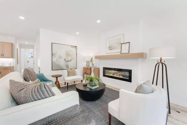 Lino Lakes, MN 55014,8208 Haywood DR