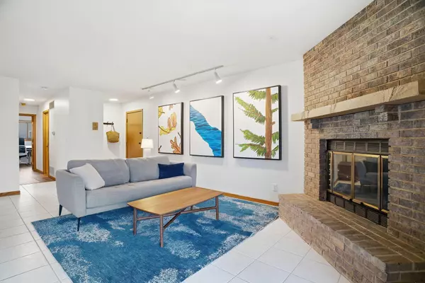 Eden Prairie, MN 55344,14407 Fairway DR