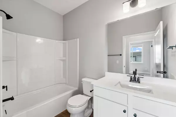 New Richmond, WI 54017,1334 Rose ST