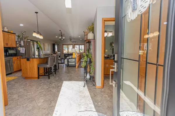 Alexandria, MN 56308,574 Pleasant View DR NW