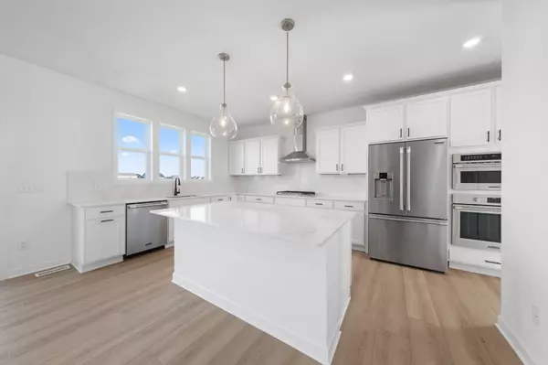 Saint Michael, MN 55376,9882 49th ST NE