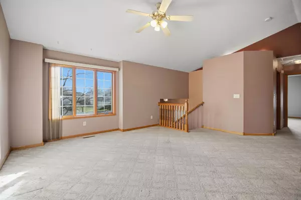 Owatonna, MN 55060,1270 Havana RD