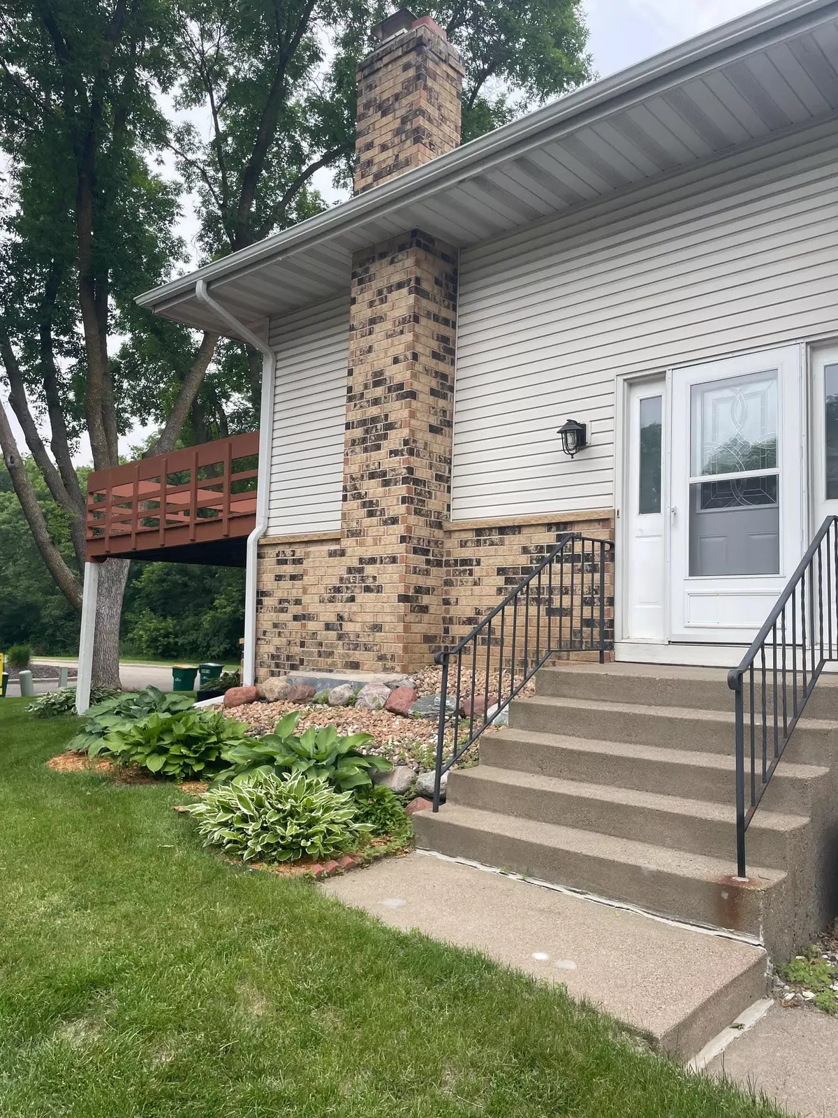 Burnsville, MN 55337,12232 Oak Leaf CIR