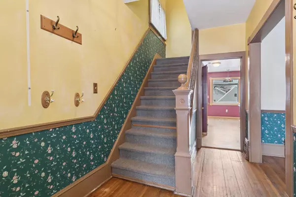 Saint Paul, MN 55108,1435 Albany AVE