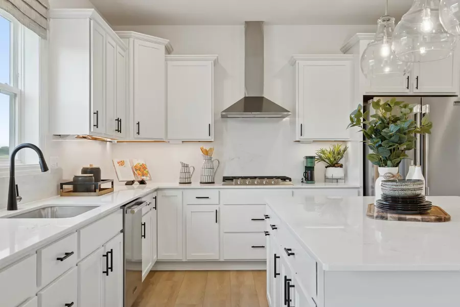 8691 183rd ST W, Lakeville, MN 55044