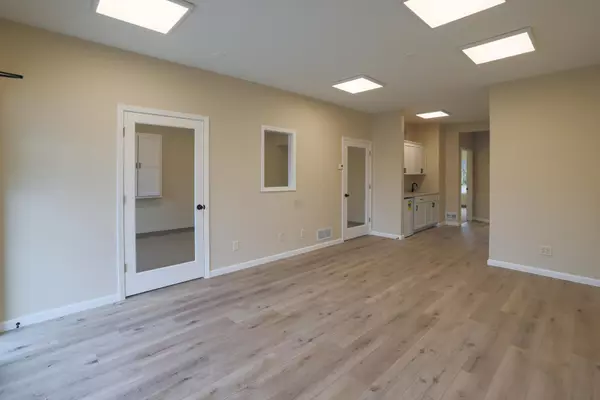 Little Canada, MN 55113,2980 Rice ST