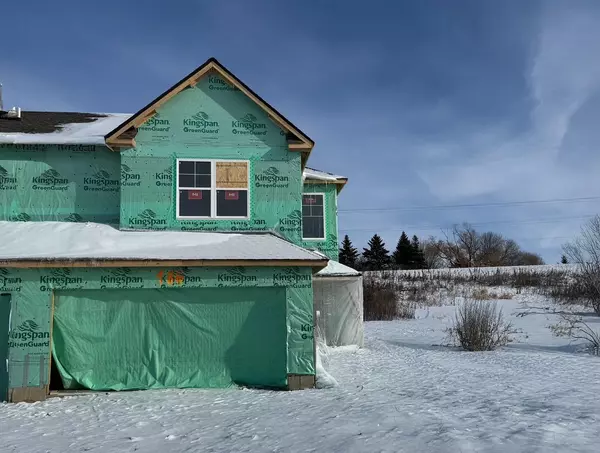 186 Huntington DR, Waconia, MN 55387