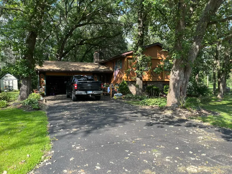 2747 160th LN NE, Ham Lake, MN 55304