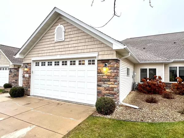 Red Wing, MN 55066,922 Briarwood DR