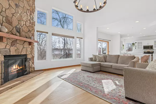 Minnetonka, MN 55345,4817 Williston RD