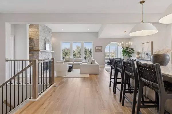 Woodbury, MN 55129,4030 Arbor DR