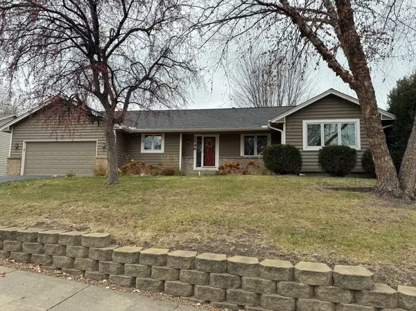 Chaska, MN 55318,1746 White Oak DR