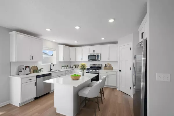 10419 Glenbrook AVE S, Cottage Grove, MN 55016