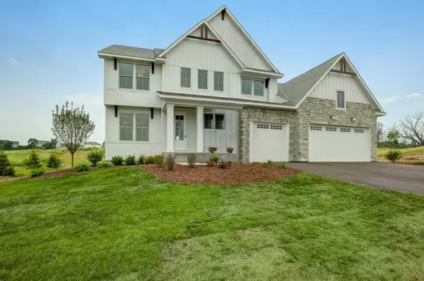 9733 8th ST N, Lake Elmo, MN 55042