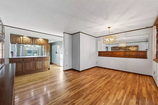 Coon Rapids, MN 55433,10161 Uplander ST NW