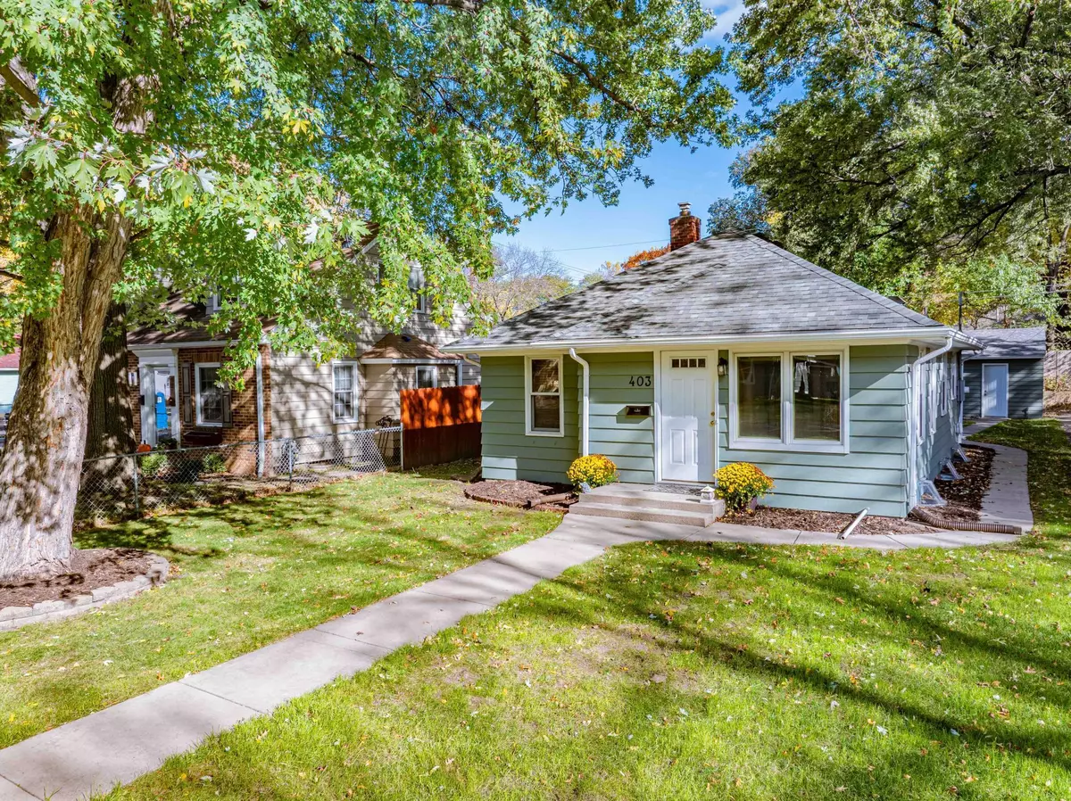 Edina, MN 55343,403 Madison AVE S