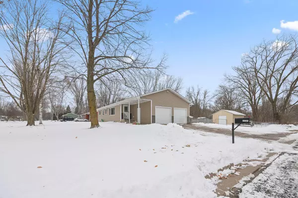 Lindstrom, MN 55045,13287 Newlander AVE