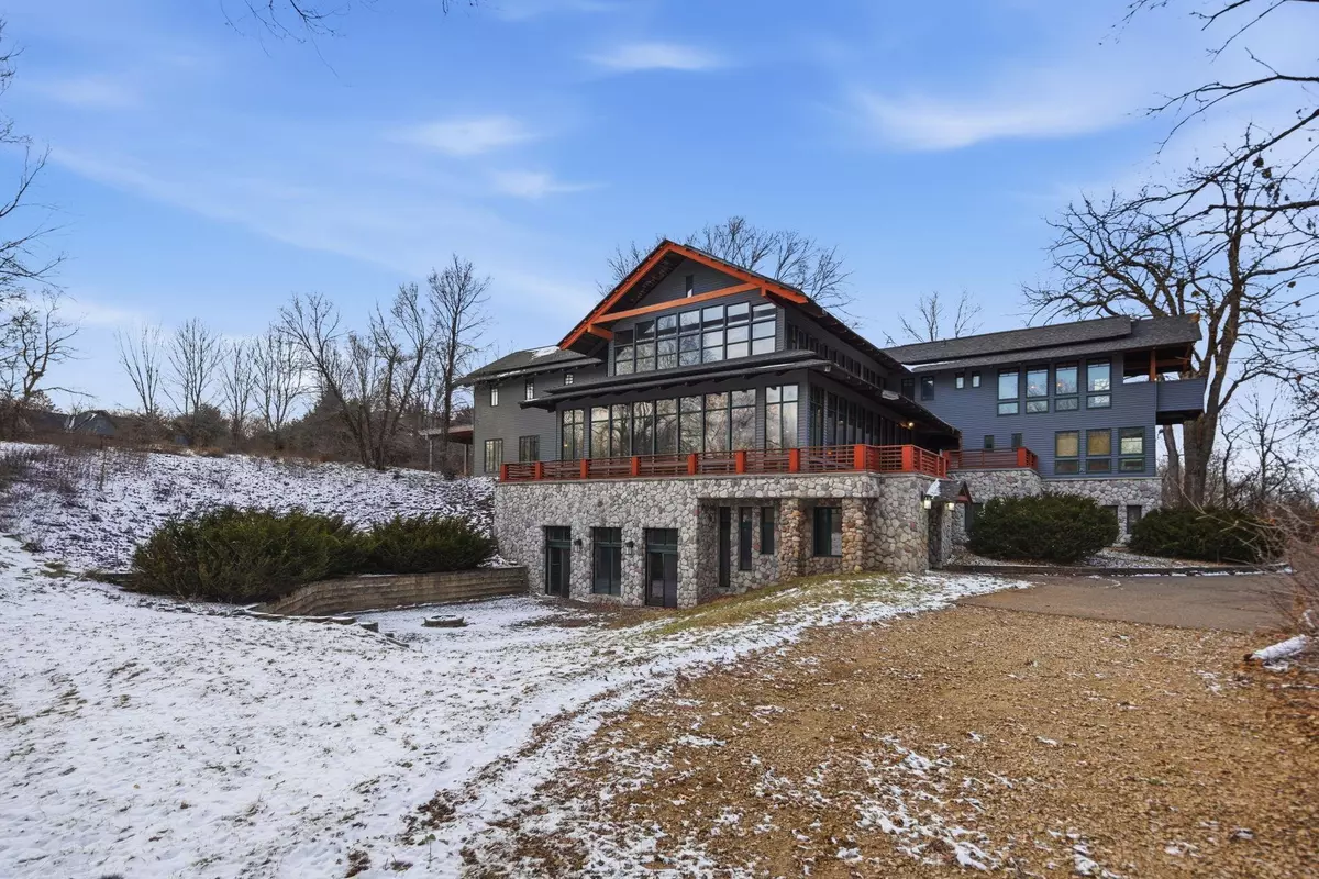 Hastings, MN 55033,6680 Saint Croix TRL S