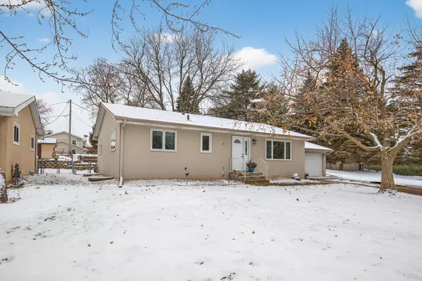 Maplewood, MN 55109,1360 County Road C E