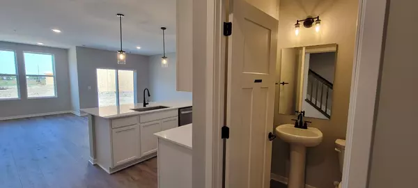 Maple Grove, MN 55369,10385 Glacier LN N