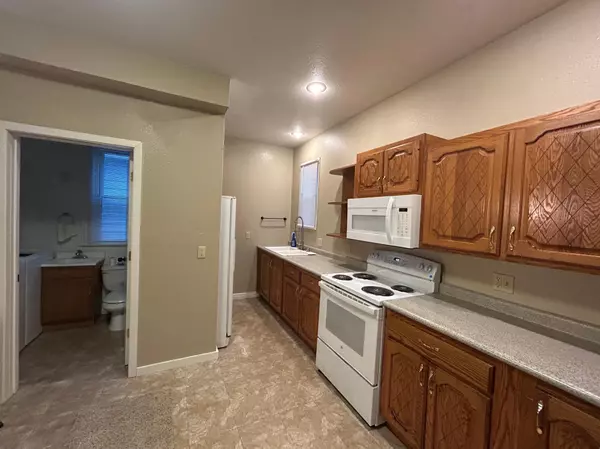 Fairmont, MN 56031,231 S Prairie AVE