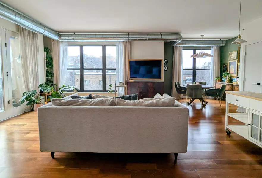 15 E Franklin AVE #301, Minneapolis, MN 55404