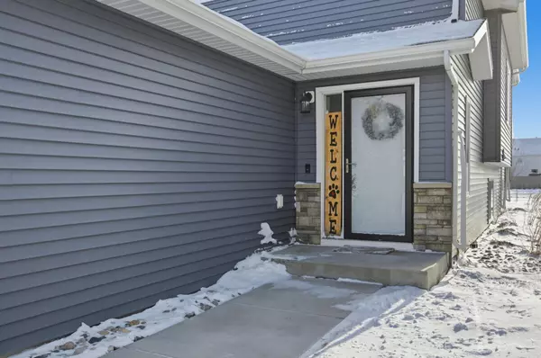 Fargo, ND 58104,1558 69th AVE S