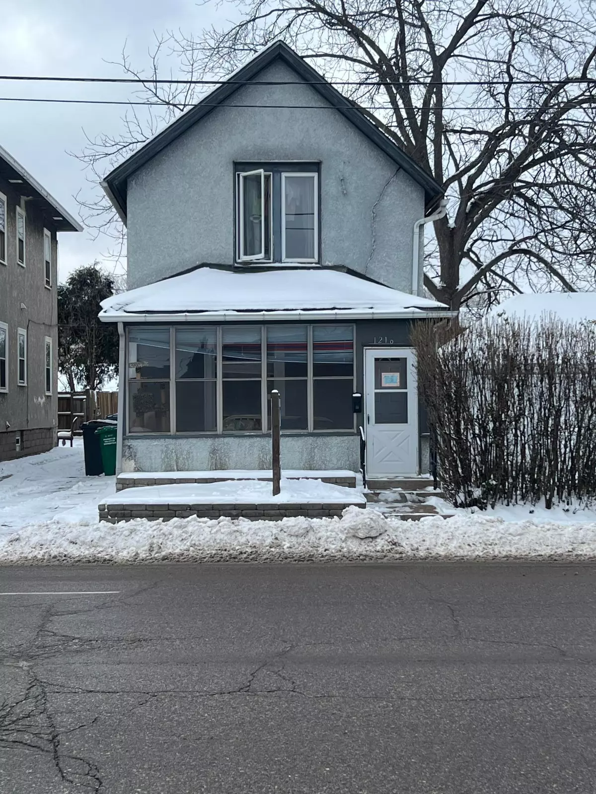 Minneapolis, MN 55413,1218 University AVE NE