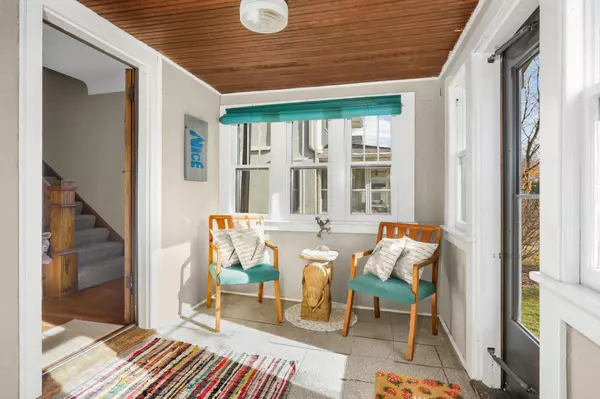 Saint Paul, MN 55106,1153 Hawthorne AVE E