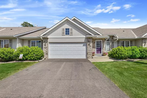 13233 Williamsberg DR, Savage, MN 55378