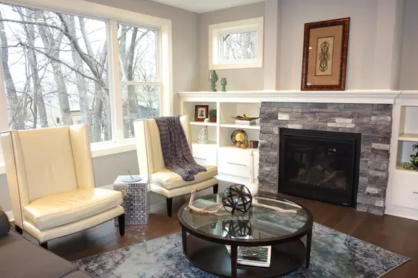 Little Canada, MN 55117,550 Sunrise DR