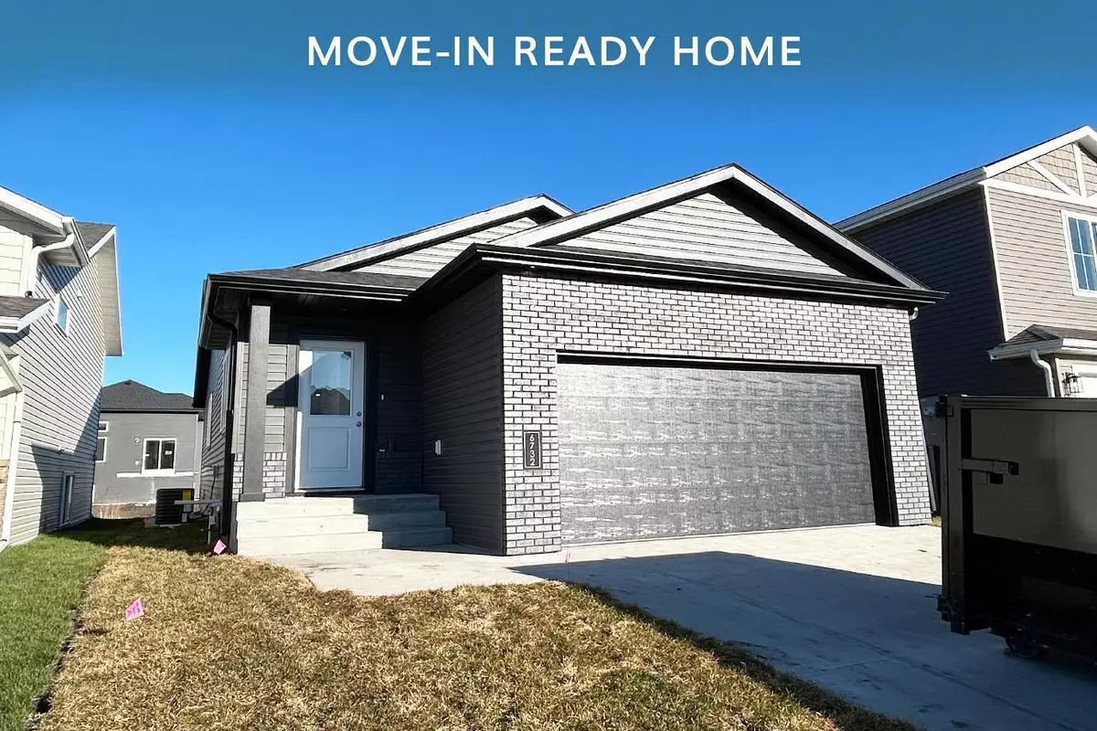 Fargo, ND 58104,6732 Meadow View DR S