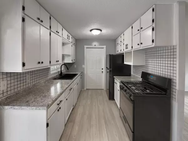 Blaine, MN 55434,901 Oak Ridge PT NE