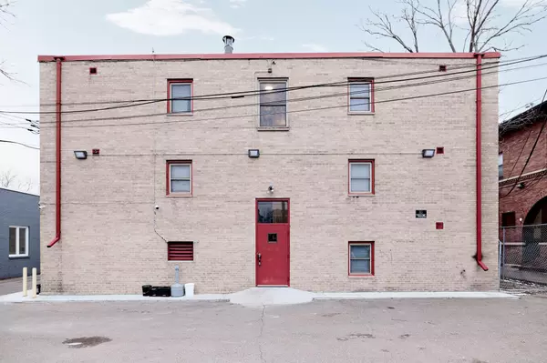 Minneapolis, MN 55404,2110 Park AVE