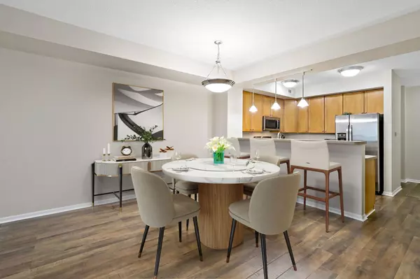 Burnsville, MN 55337,150 E Burnsville Pkwy #310