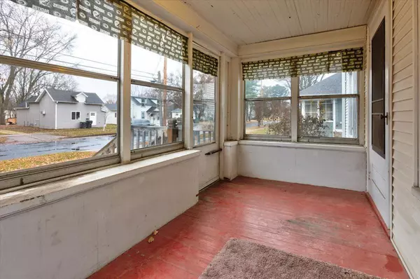 Menomonie, WI 54751,315 12th AVE W