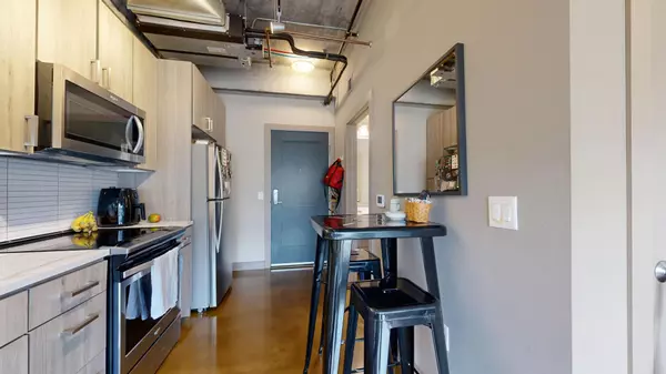 Minneapolis, MN 55401,728 3rd ST N #502